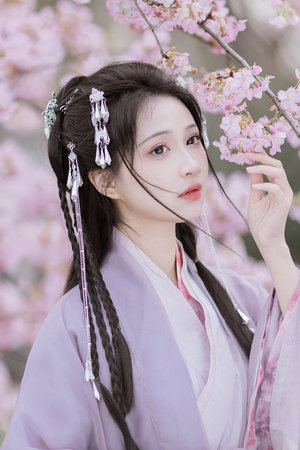 香闺惊魂